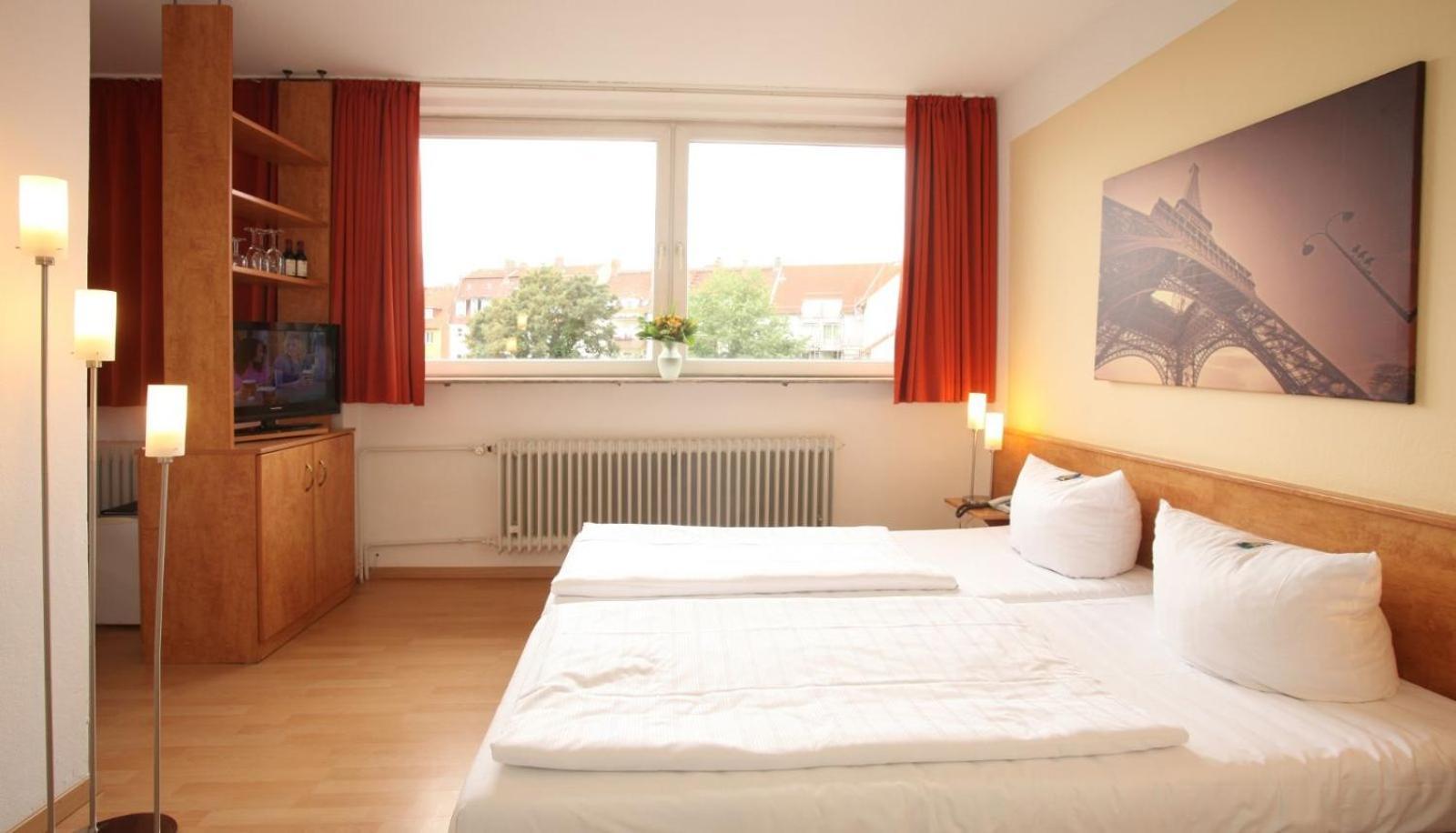 Hotel Novostar Κάσελ Εξωτερικό φωτογραφία